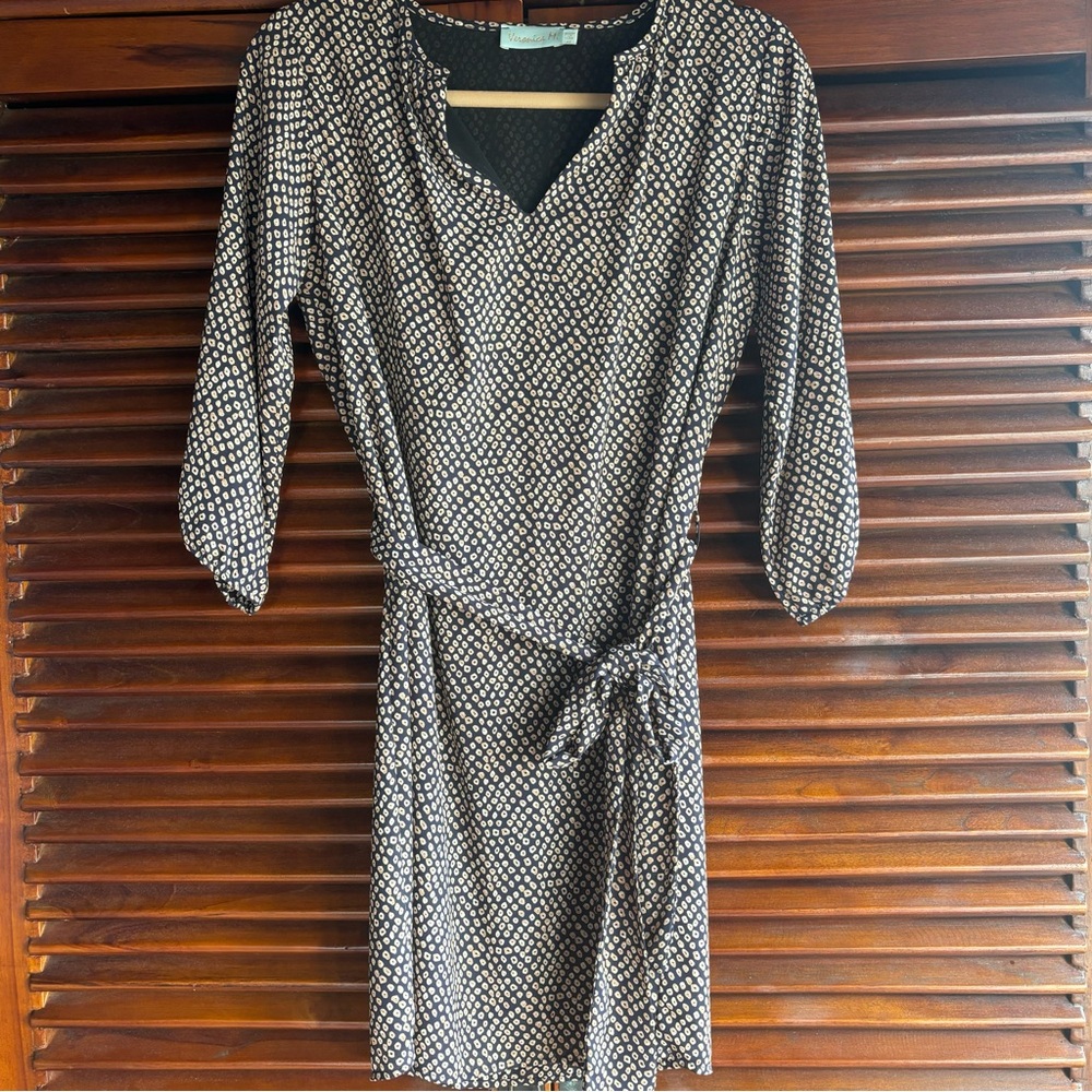 Veronica M mid length dress size XS black and brown print.